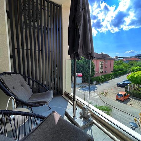 Azur Alegria Studio - Free Parking & Pool Св. Св. Константин и Елена Екстериор снимка