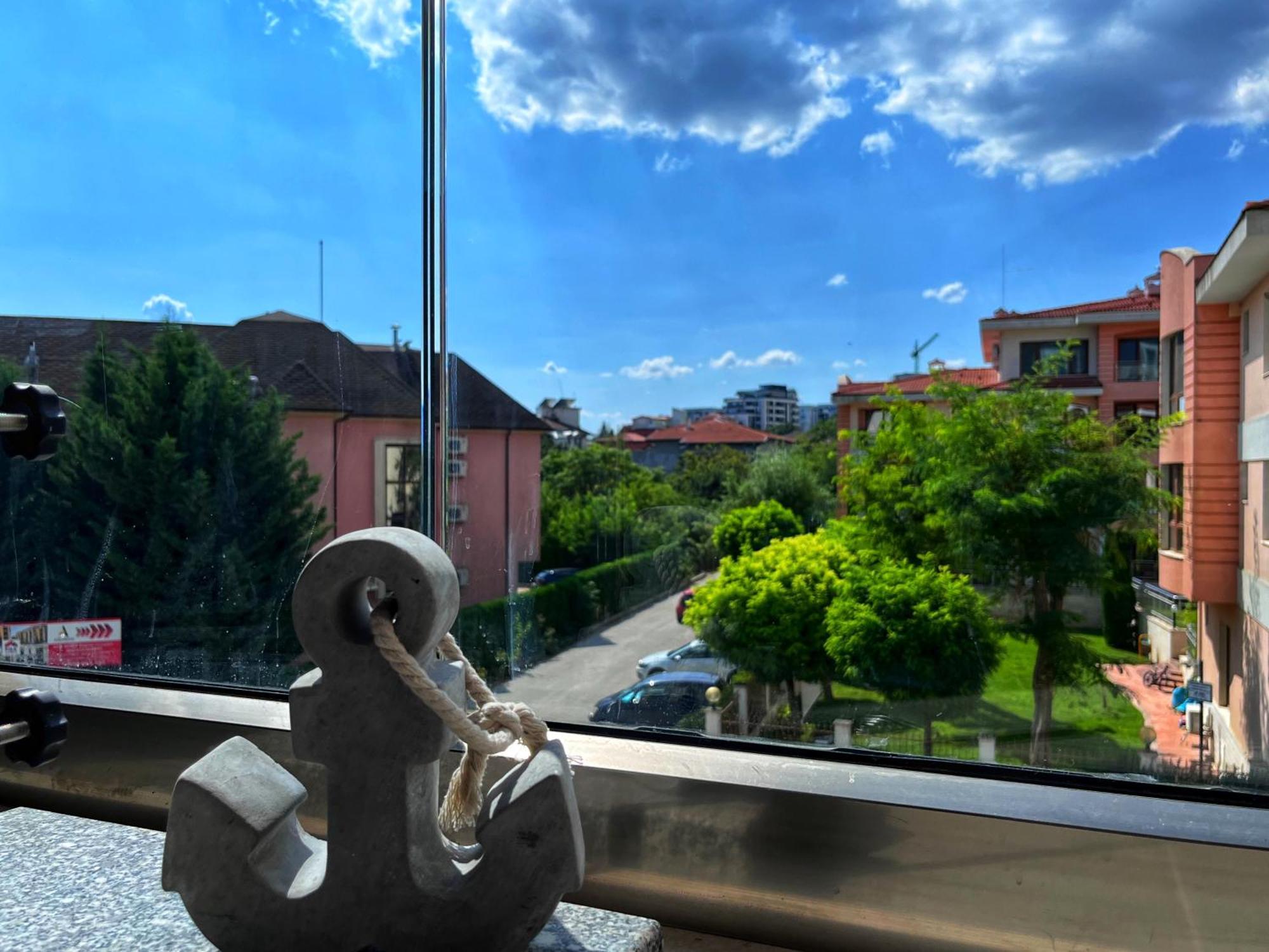 Azur Alegria Studio - Free Parking & Pool Св. Св. Константин и Елена Екстериор снимка